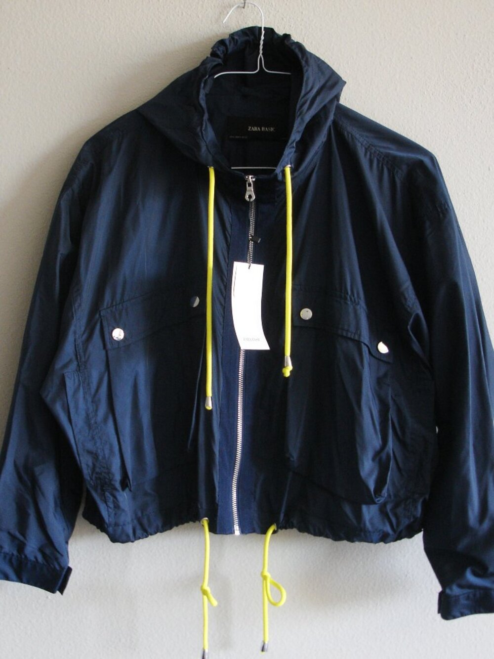 Drawstring jacket - Picture 2 of 10